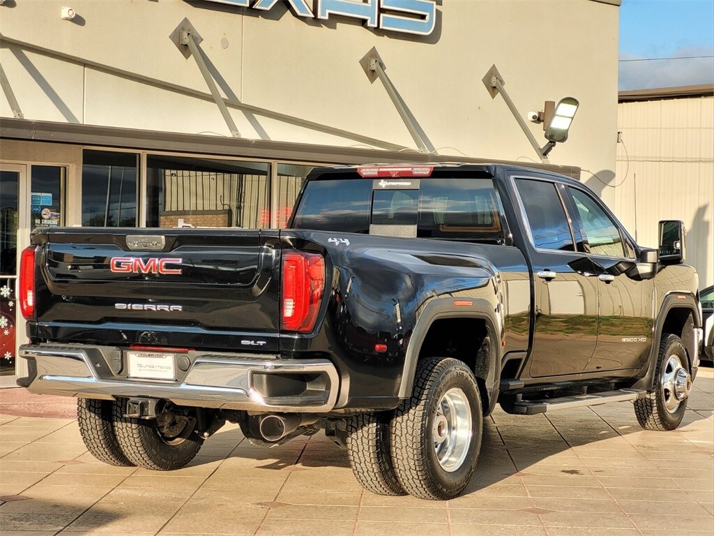 2022 Gmc Sierra 3500 HD SLT photo 4