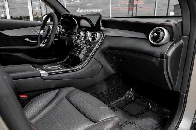 2020 Mercedes-Benz GLC AMG GLC43 - Photo 11