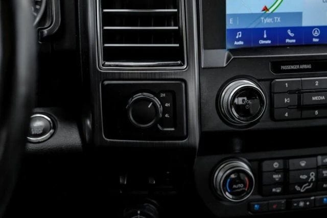 2020 Ford F-450 Super Duty Limited - Photo 28