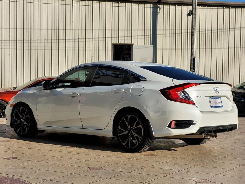 2019 Honda Civic Sport photo 4