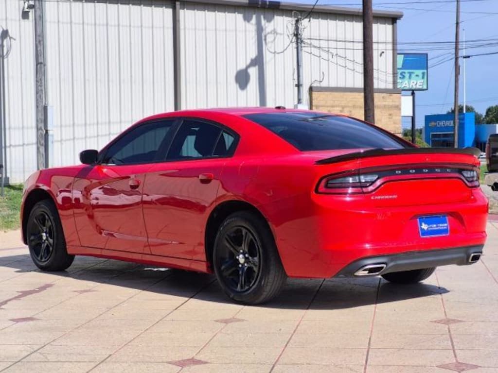 Used 2019 Dodge Charger SXT Sedan