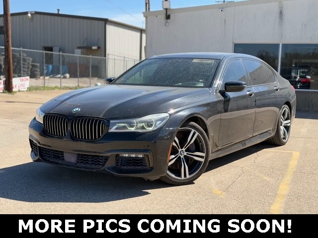 2016 Bmw 750i photo 2