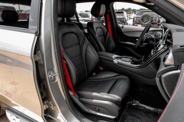 2020 Mercedes-Benz GLC AMG GLC43 - Photo 37