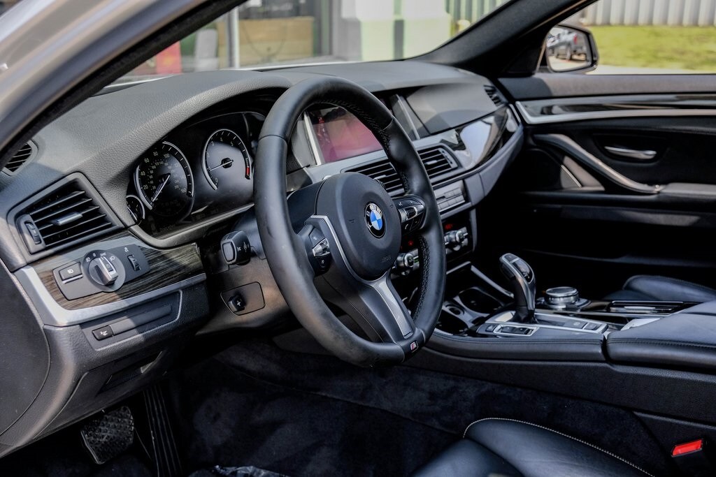 2016 Bmw 528i 5-series photo 2