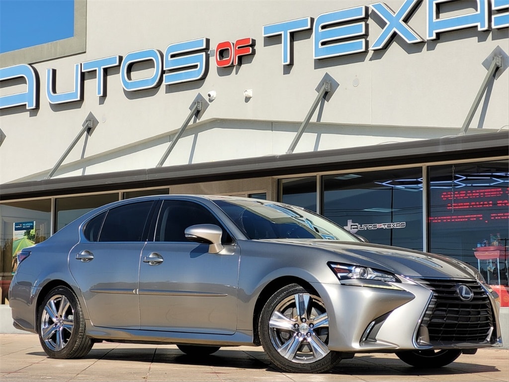 2017 Lexus GS 200t's photo