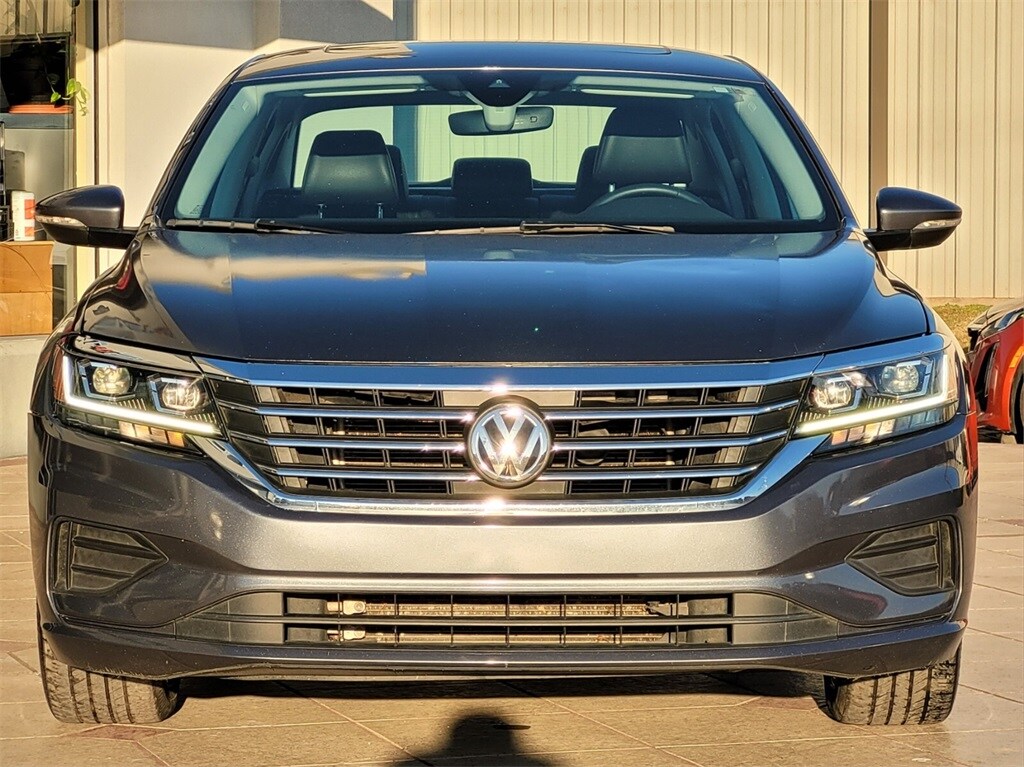 2022 Volkswagen Passat 2.0T SE photo 2