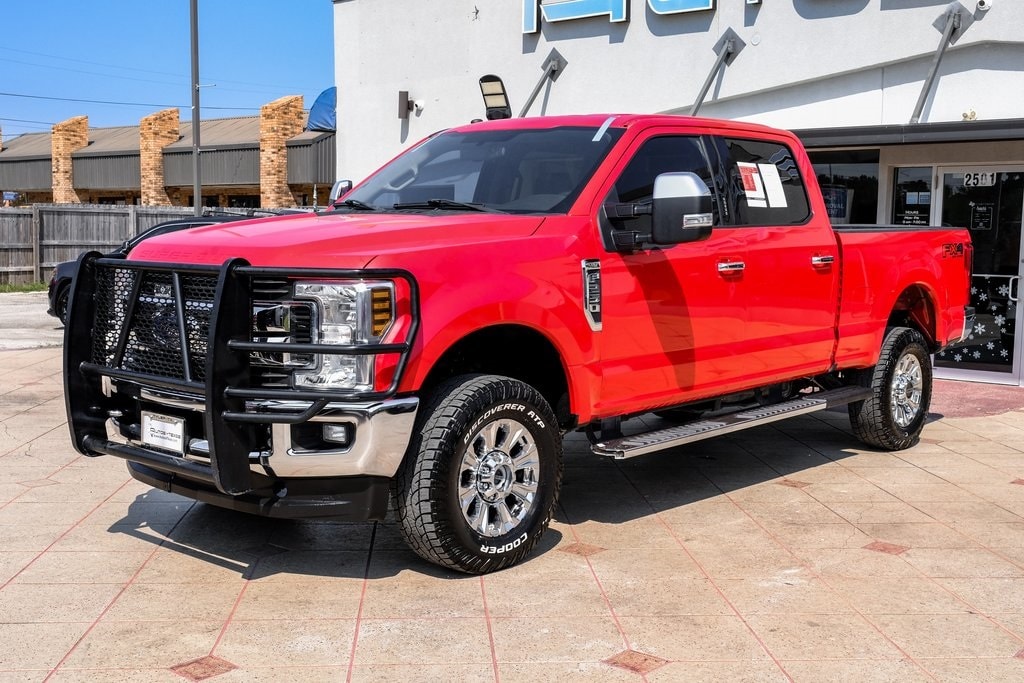 2019 Ford F-250 Super Duty XLT's photo