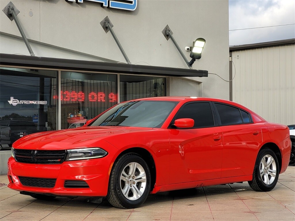 Used 2018 Dodge Charger SXT Sedan