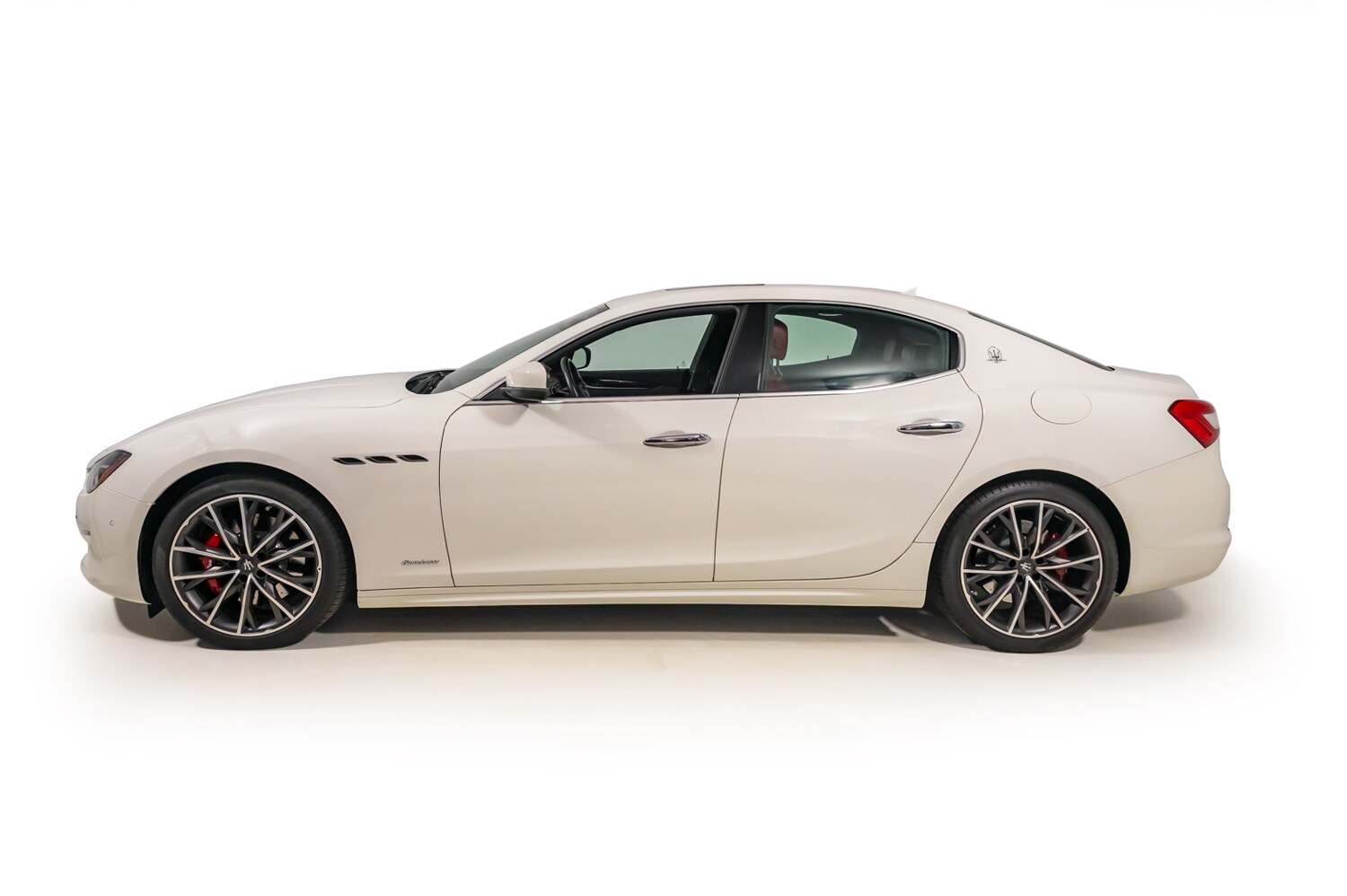 2019 Maserati Ghibli Q4 GranLusso photo 2
