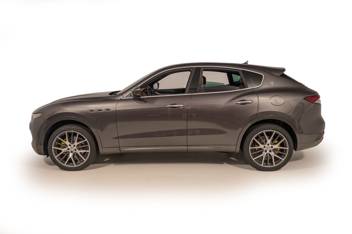 2022 Maserati Levante GT photo 3