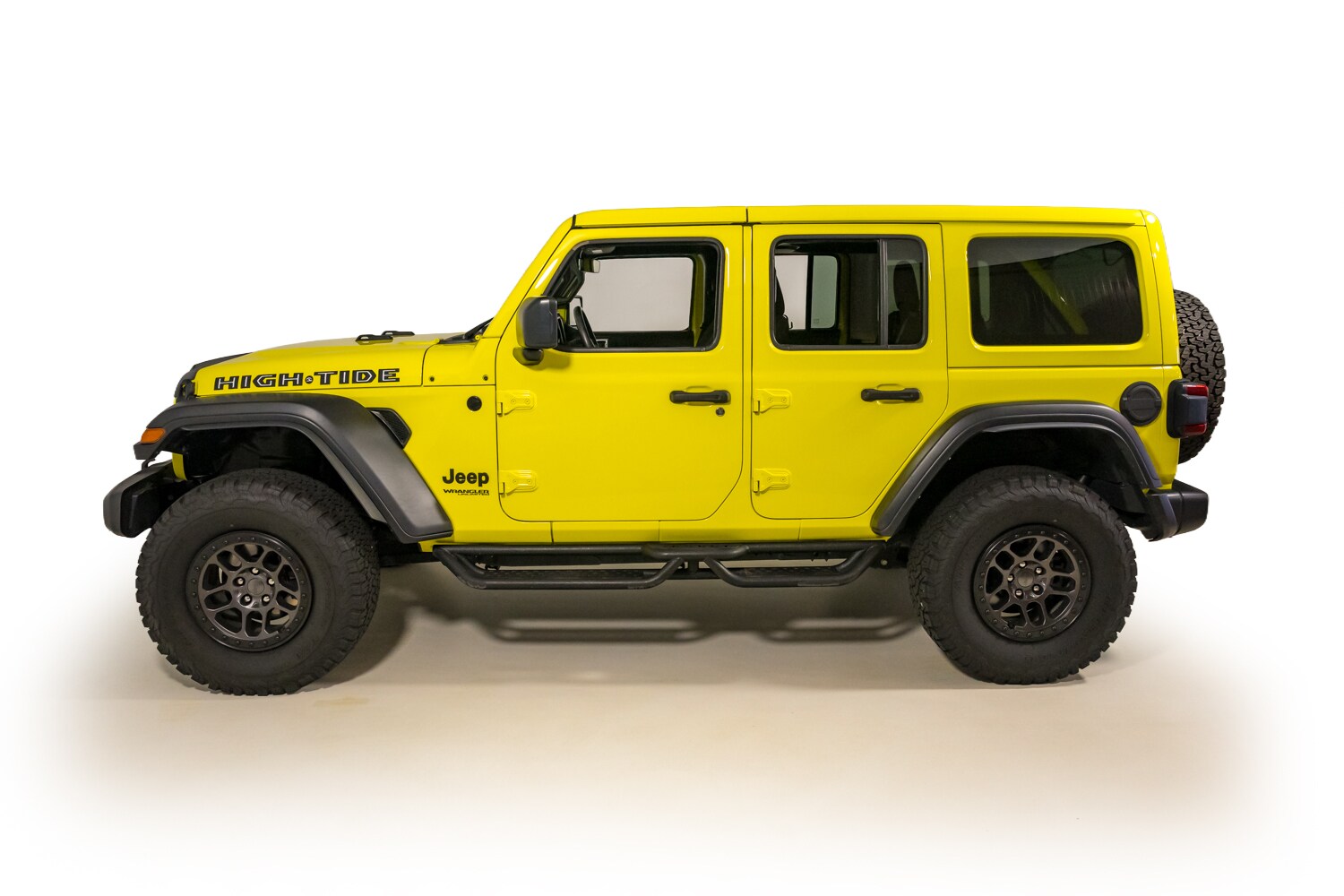 2022 Jeep Wrangler Unlimited High Tide photo 3