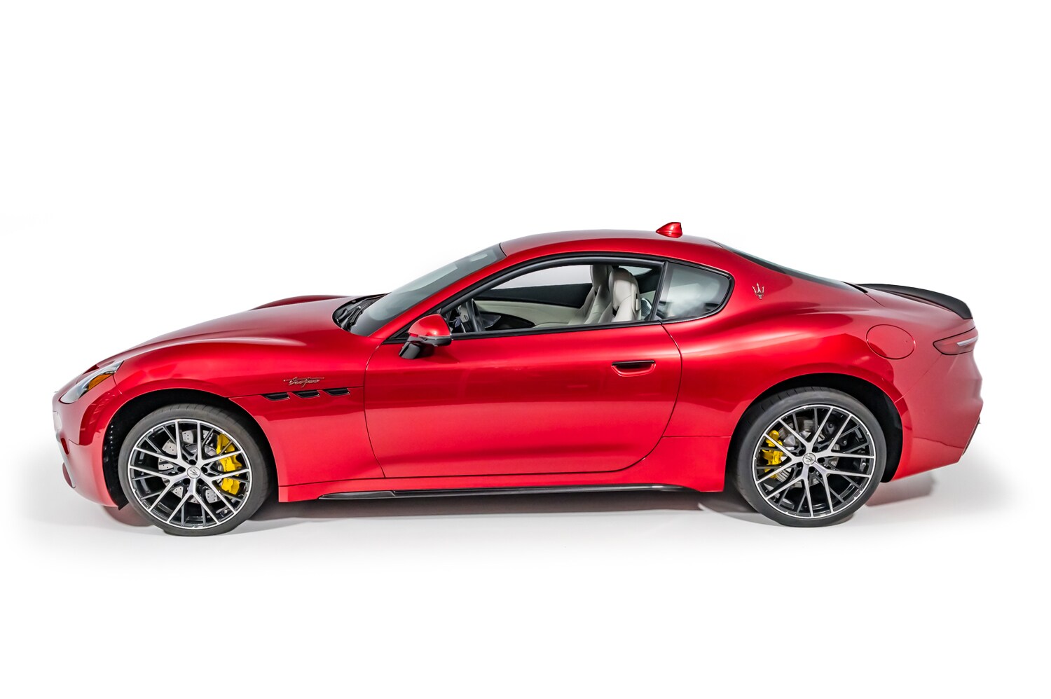 2024 Maserati Granturismo Trofeo photo 4