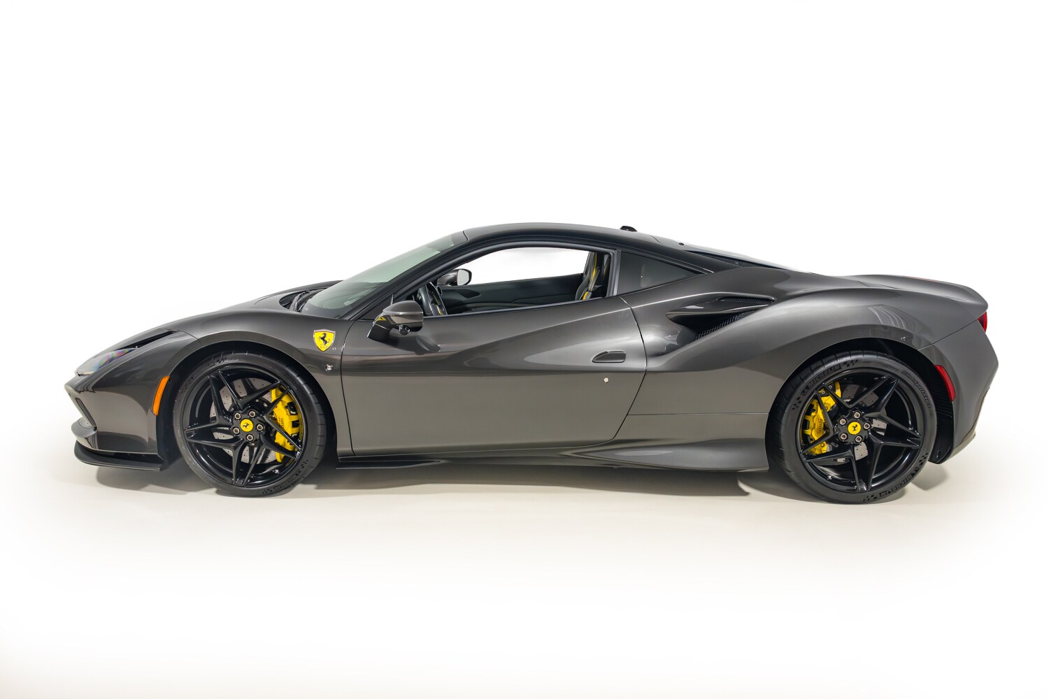 2021 Ferrari F8 Tributo photo 2