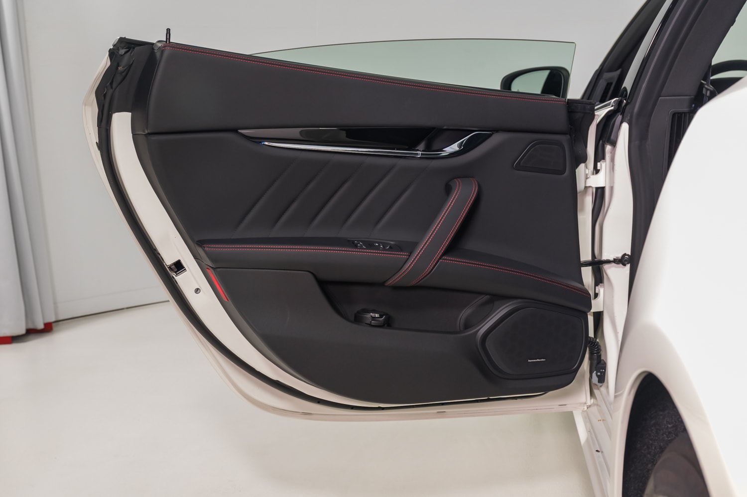 2024 Maserati Quattroporte Modena Ultima - Photo 19