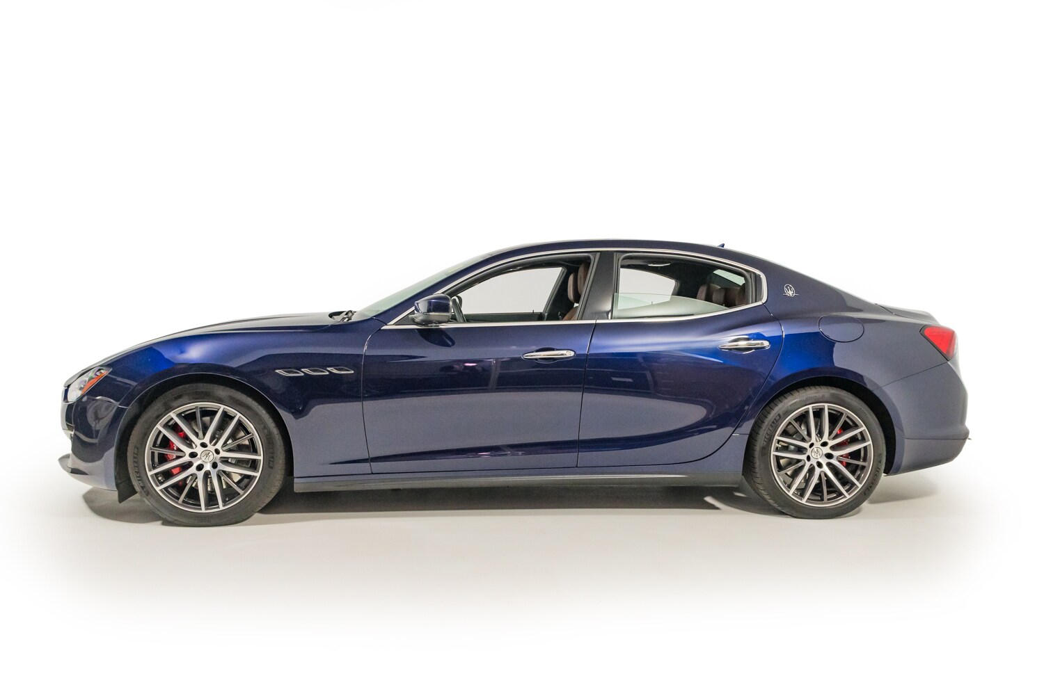 2021 Maserati Ghibli S Q4 photo 2