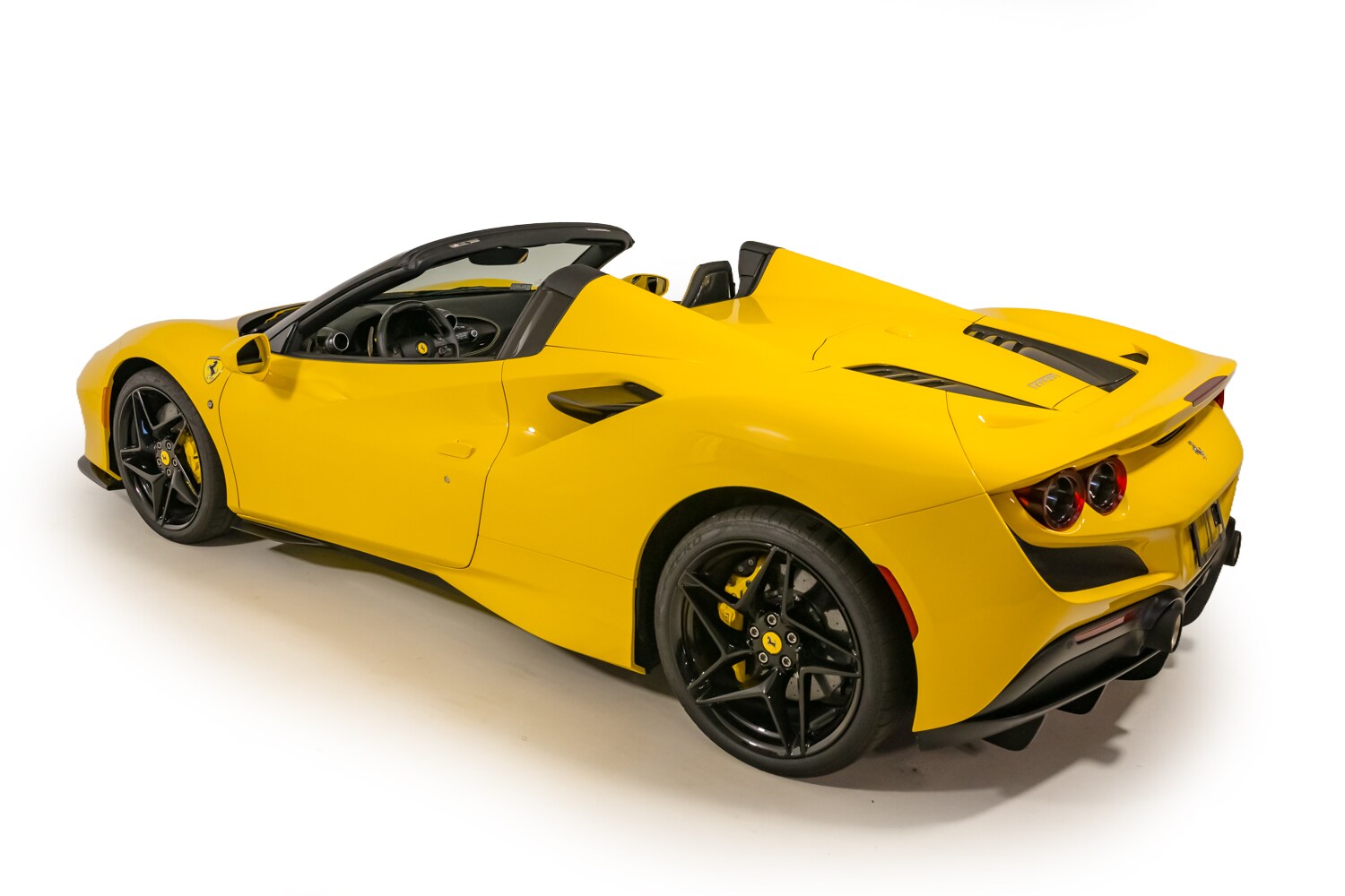 2022 Ferrari F8 Spider photo 3