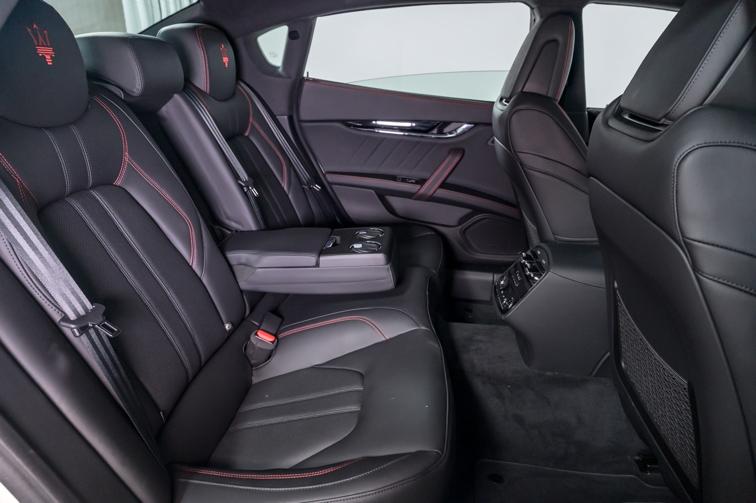 2024 Maserati Quattroporte Modena Ultima - Photo 25