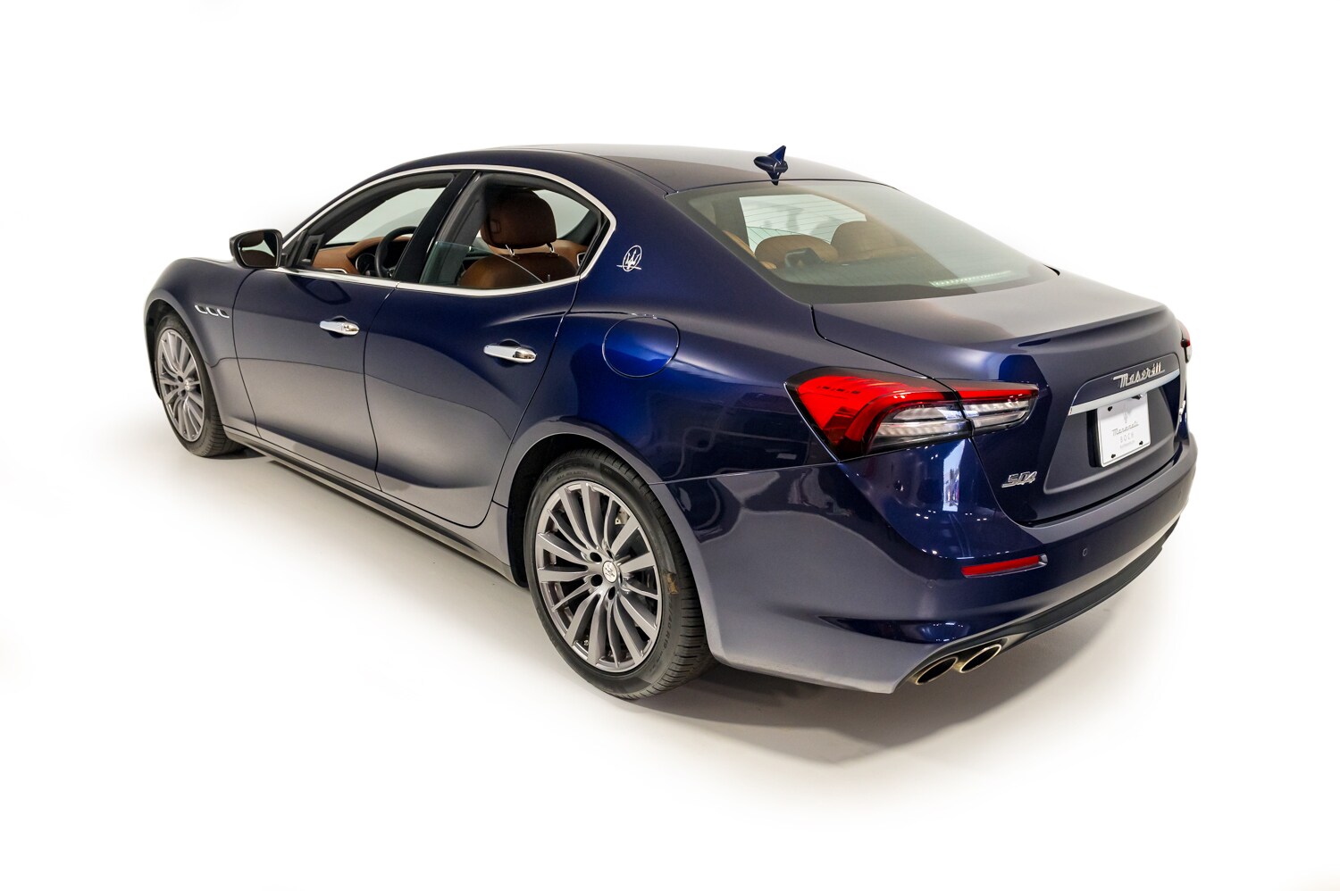 2021 Maserati Ghibli S Q4 photo 4