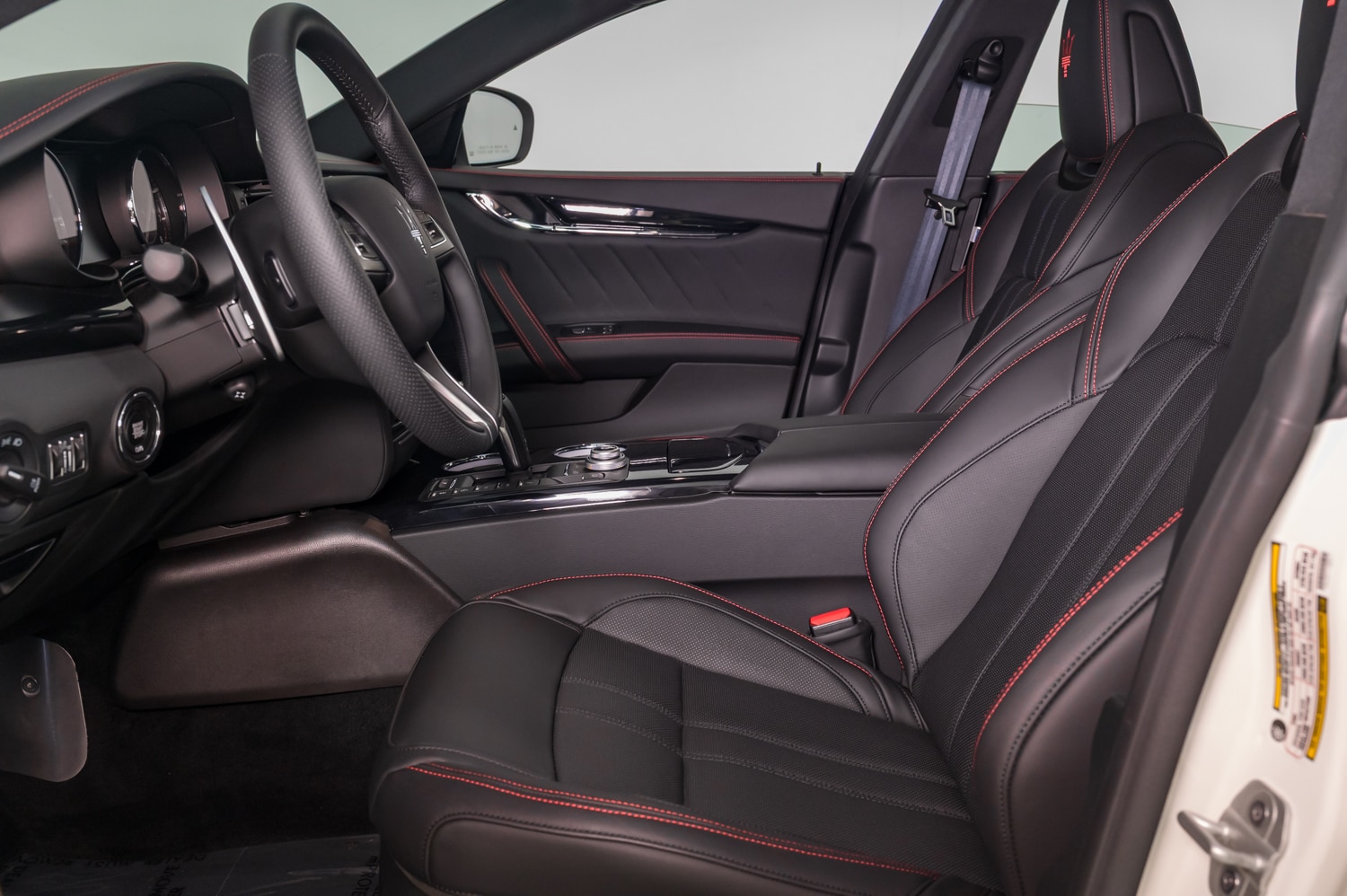 2024 Maserati Quattroporte Modena Ultima - Photo 17