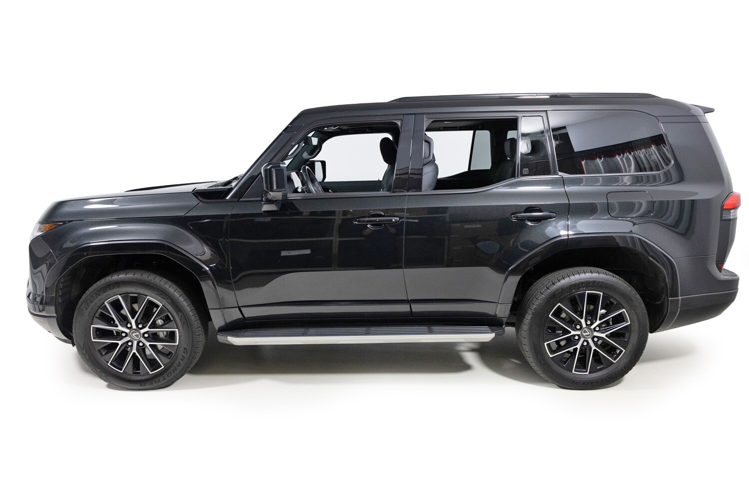 2024 Lexus GX photo 3
