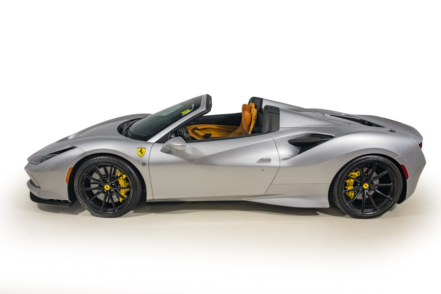 2021 Ferrari F8 Spider photo 2
