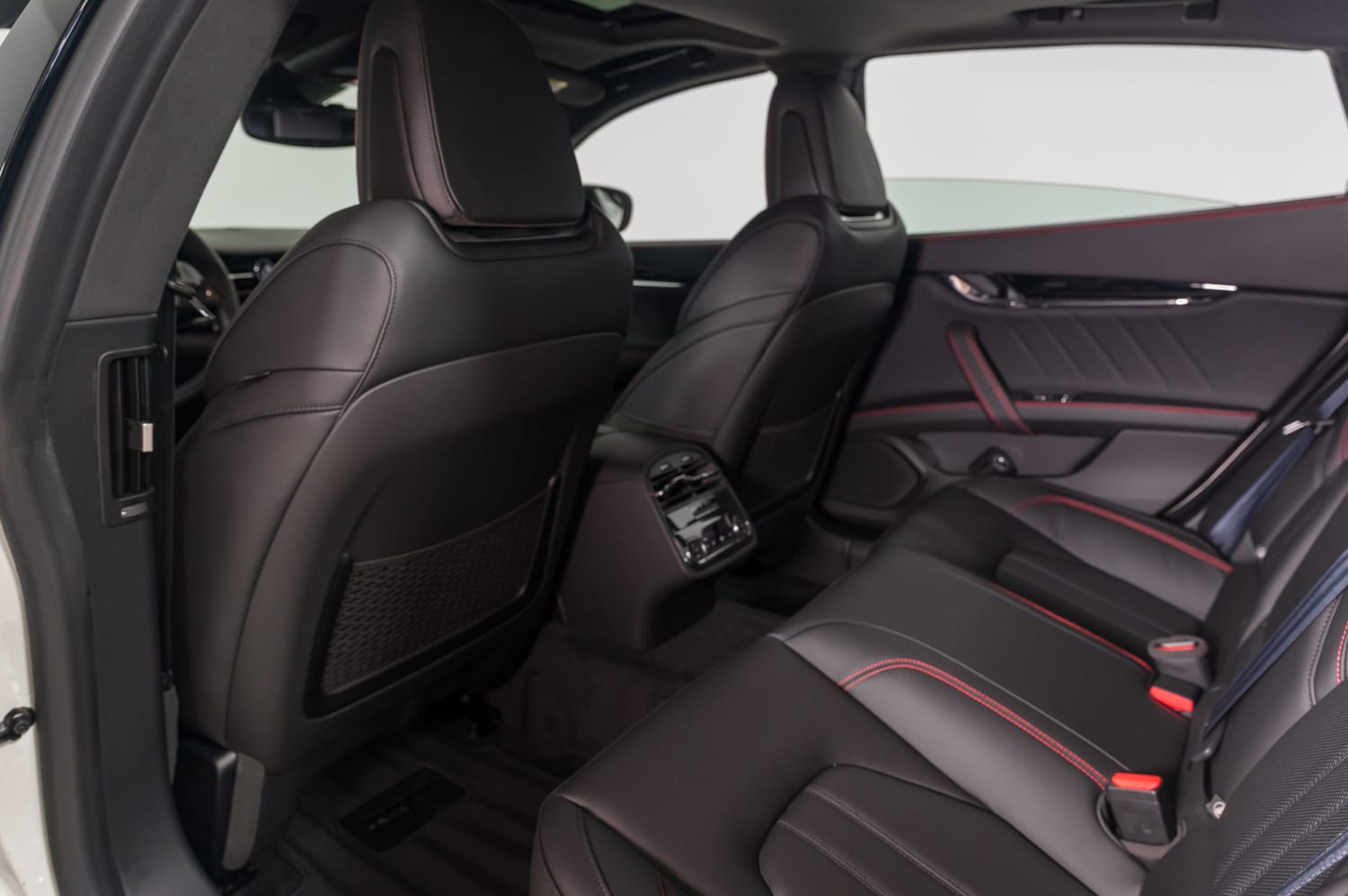 2024 Maserati Quattroporte Modena Ultima - Photo 20