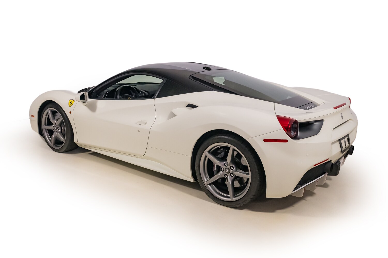2018 Ferrari 488 GTB photo 3