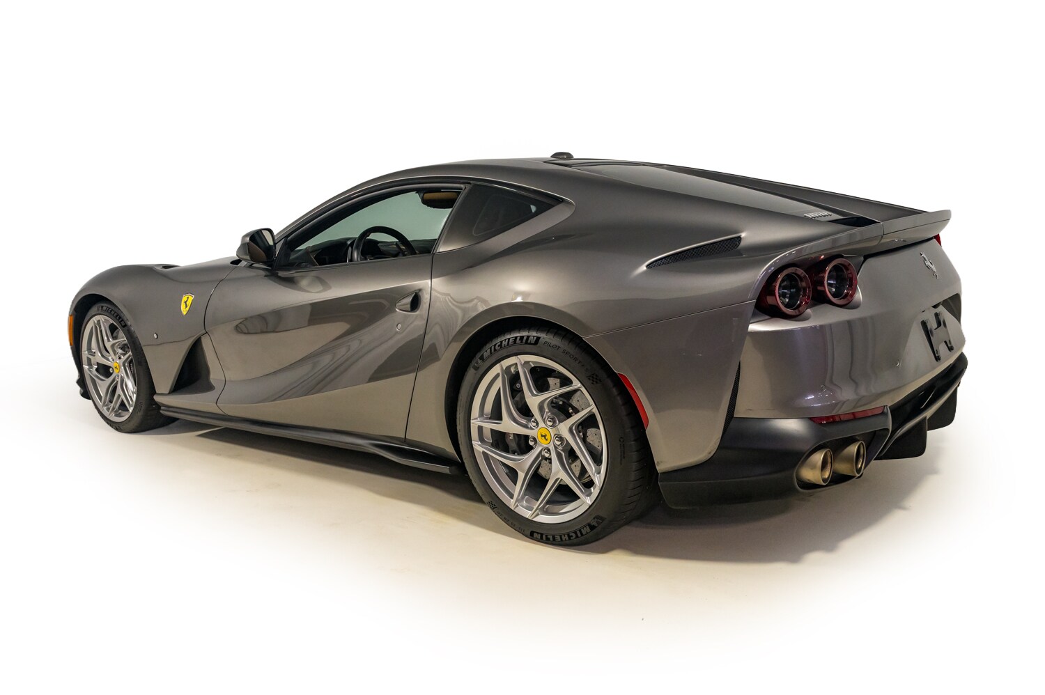 2019 Ferrari 812 Superfast photo 4