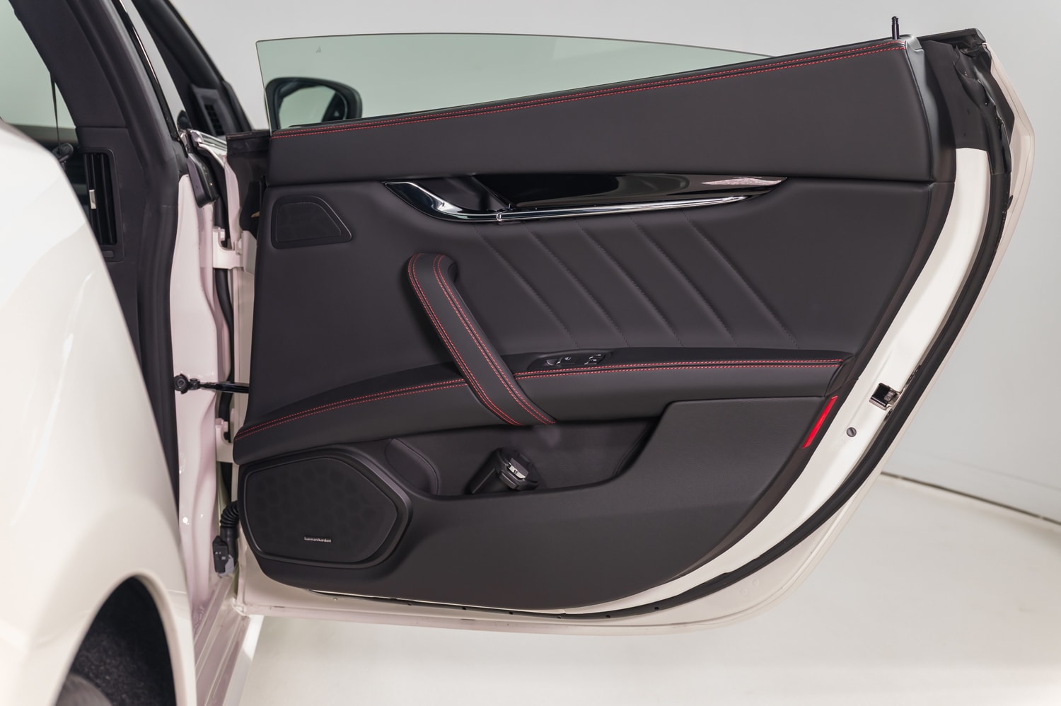 2024 Maserati Quattroporte Modena Ultima - Photo 27