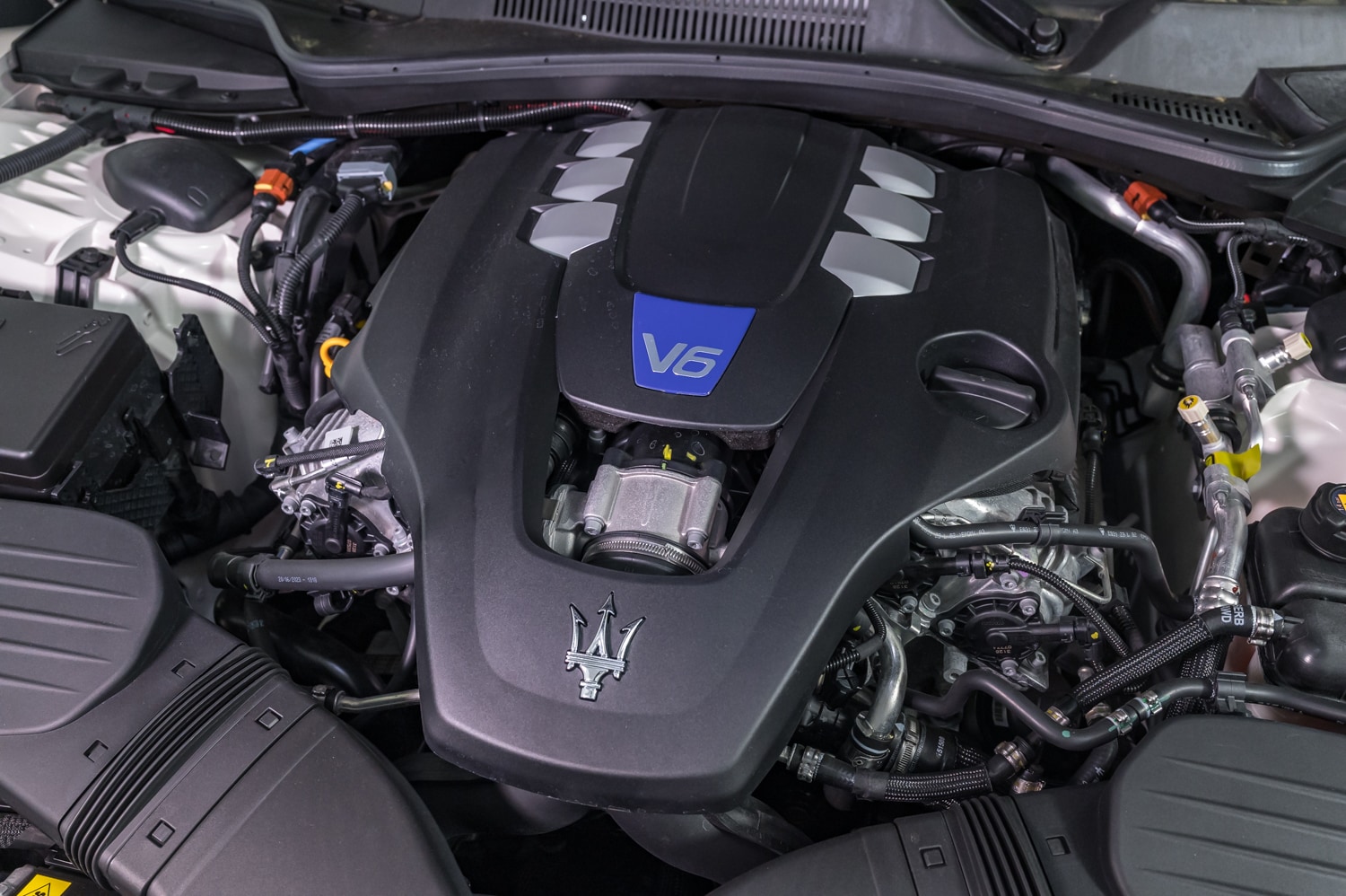 2024 Maserati Quattroporte Modena Ultima - Photo 29