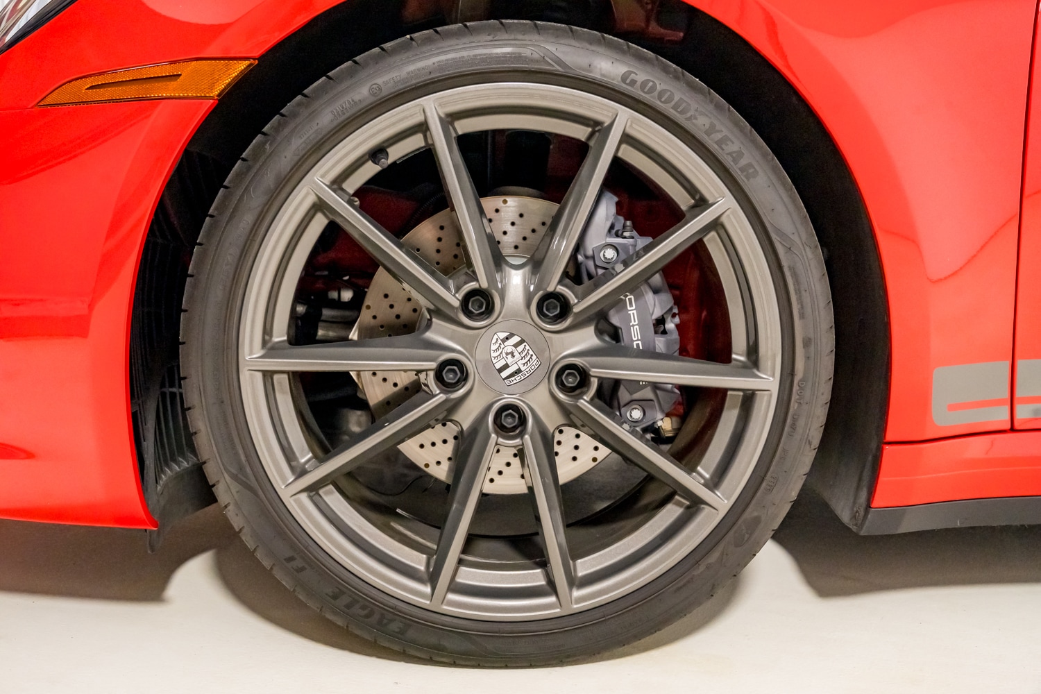 2024 Porsche 911 T - Photo 12