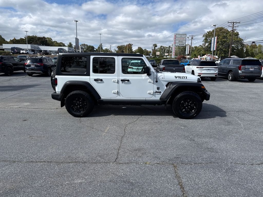 2021 Jeep Wrangler Unlimited Willys photo 2