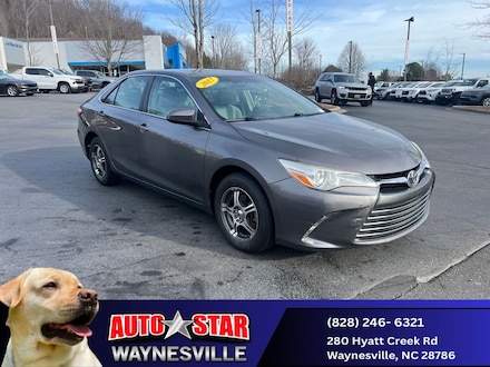 2017 Toyota Camry LE Sedan