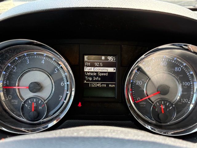 2015 Chrysler Town & Country Limited Platinum - Photo 10