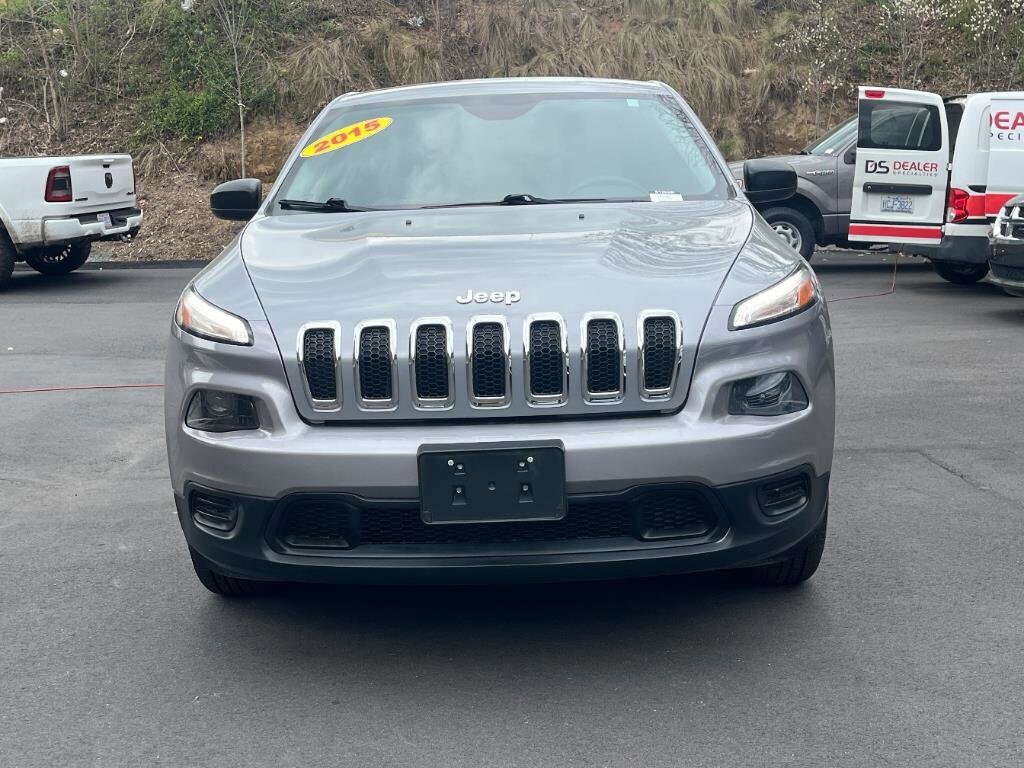 Used 2015 Jeep Cherokee Sport For Sale Waynesville NC