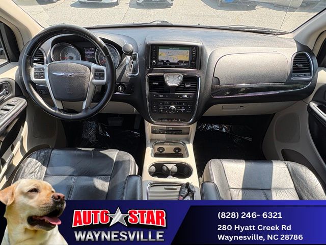 2015 Chrysler Town & Country Limited Platinum - Photo 8