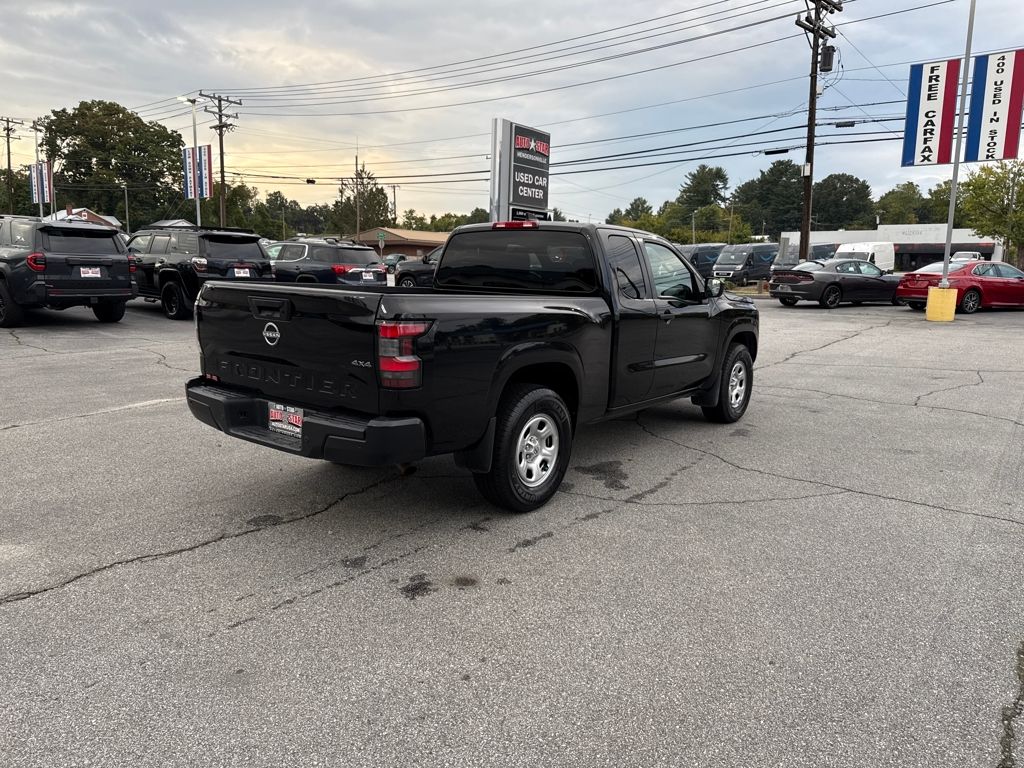 2022 Nissan Frontier S photo 3