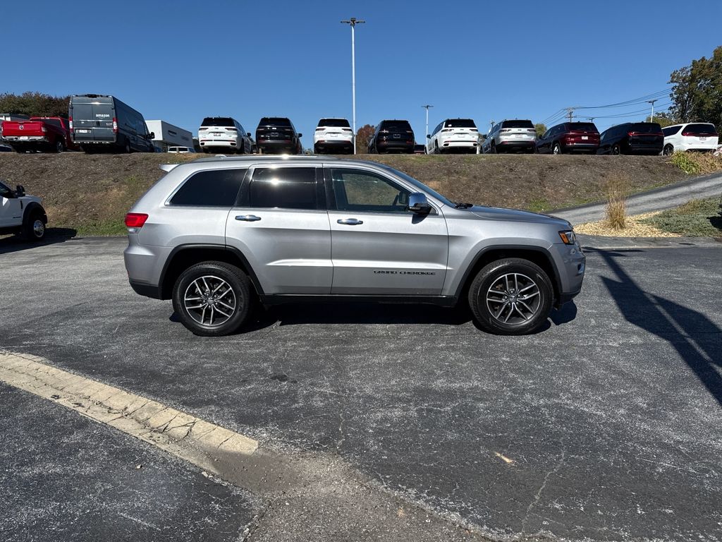 Used 2018 Jeep Grand Cherokee Limited with VIN 1C4RJFBG4JC146998 for sale in Waynesville, NC