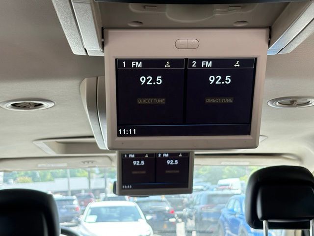 2015 Chrysler Town & Country Limited Platinum - Photo 22