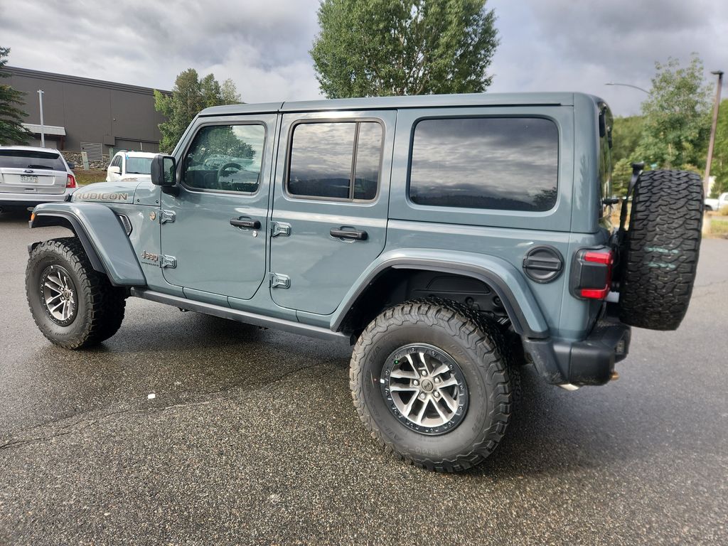 2024 Jeep Wrangler Rubicon 392 photo 3