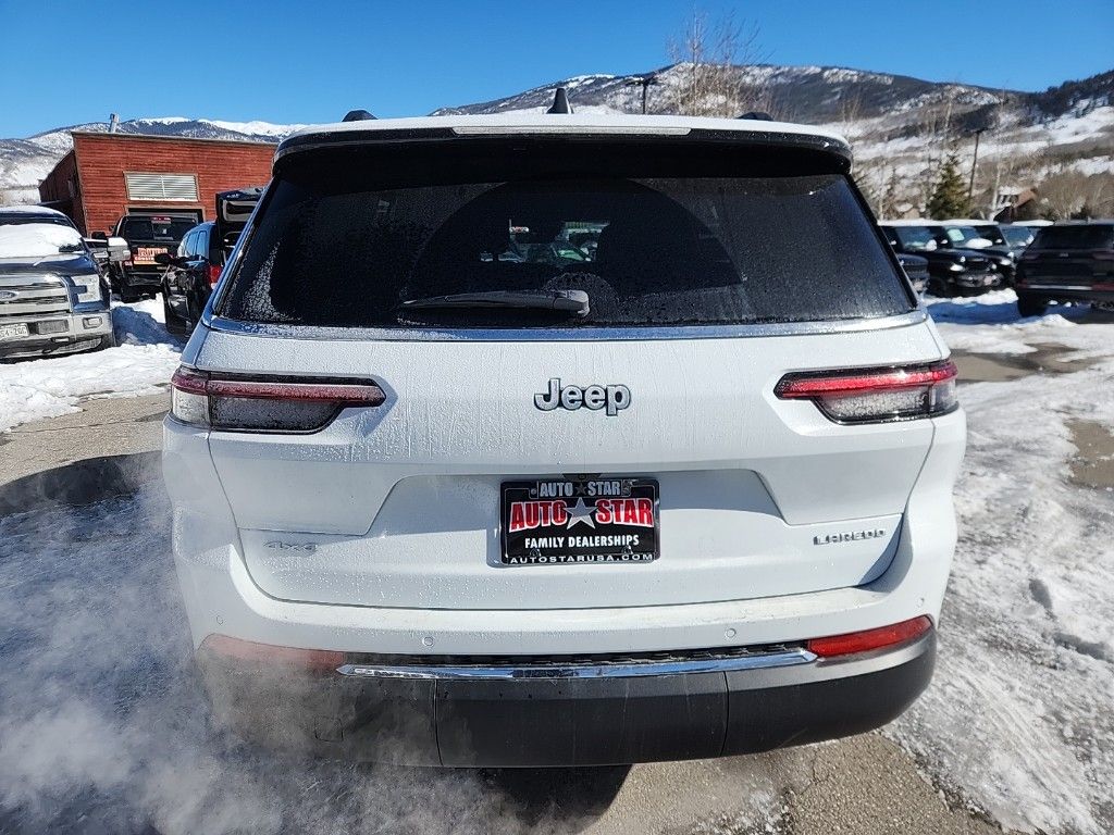 2025 Jeep Grand Cherokee Laredo X photo 4