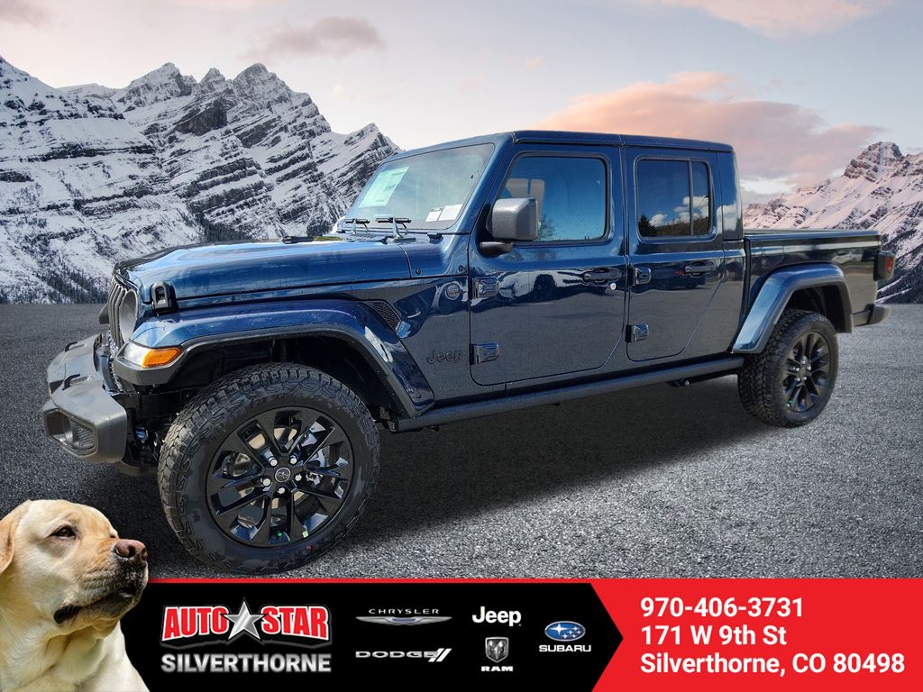 2025 Jeep Gladiator Nighthawk's photo