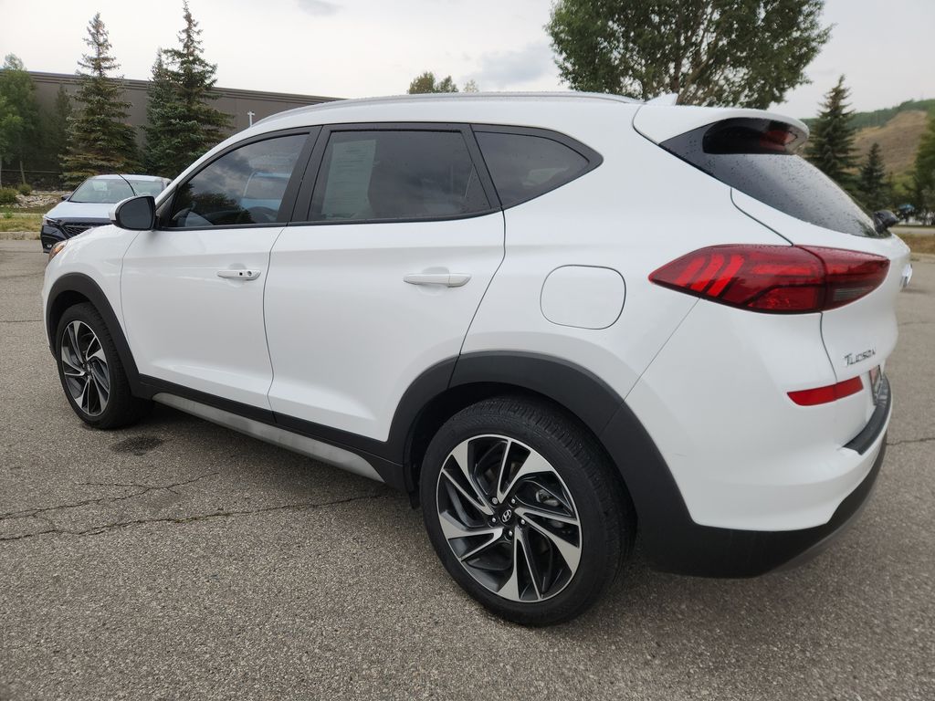 2020 Hyundai Tucson Sport photo 3