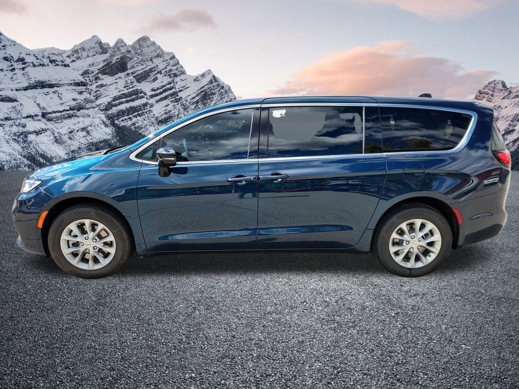 New 2025 Chrysler Pacifica SELECT AWD Passenger Van
