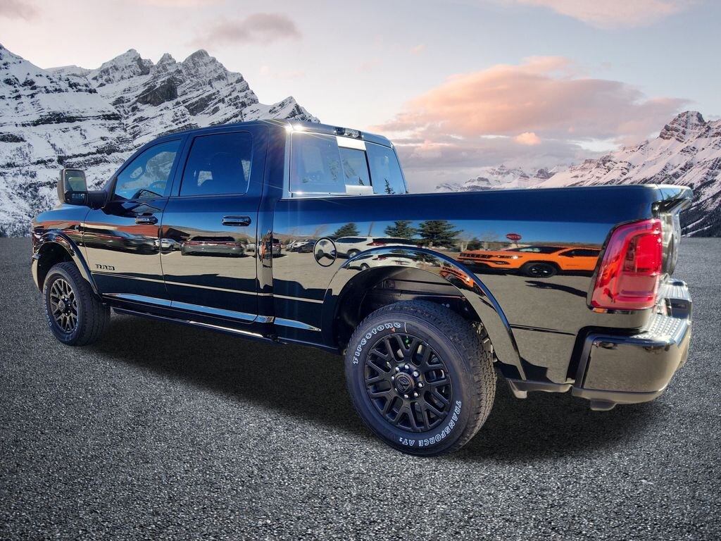 New 2026 Ram 2500 LIMITED CREW CAB 4X4 6'4 BOX Pickup