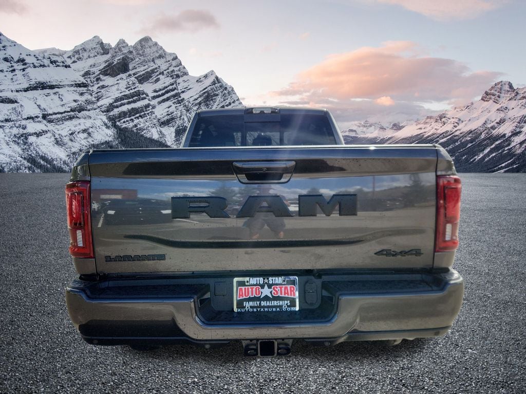 New 2026 Ram 2500 LARAMIE CREW CAB 4X4 6'4 BOX Pickup