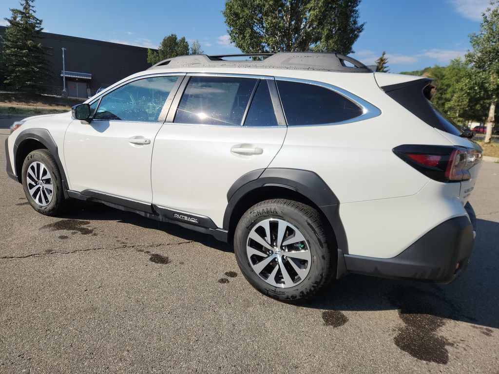 2025 Subaru Outback Premium photo 2
