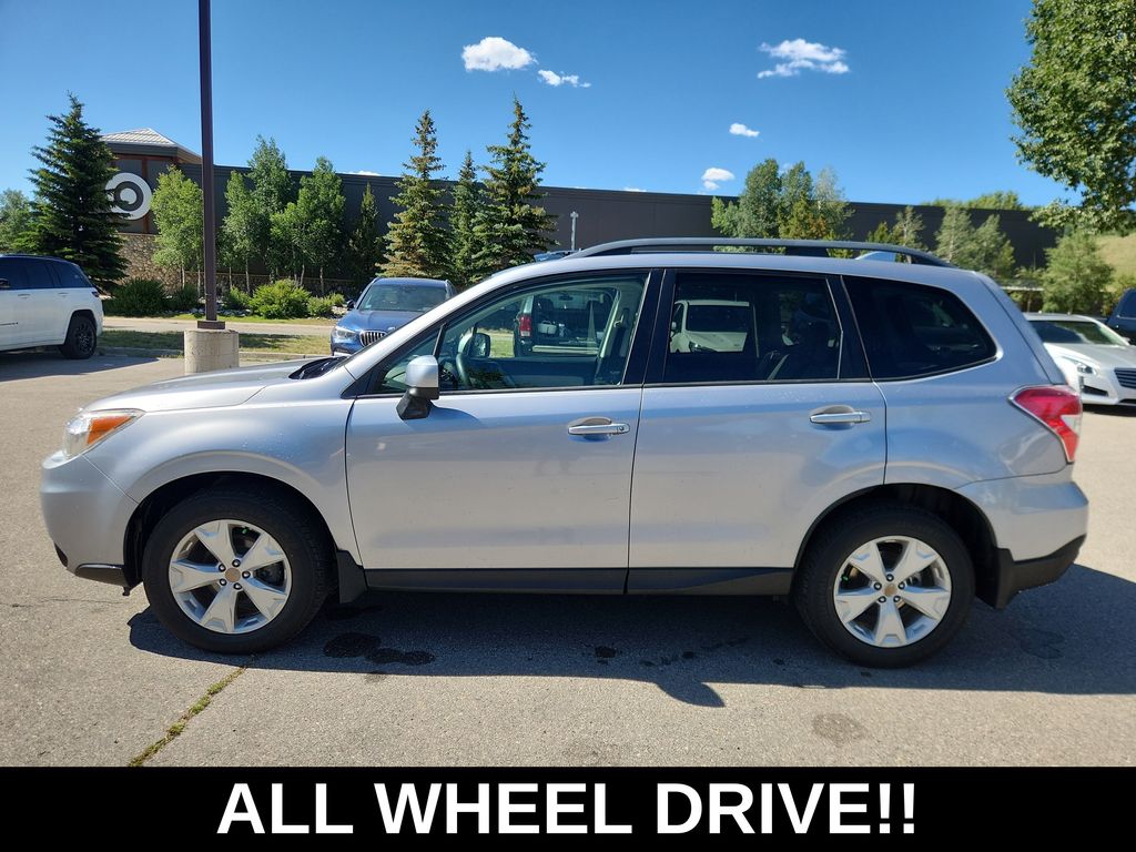 2016 Subaru Forester 2.5i Premium photo 2