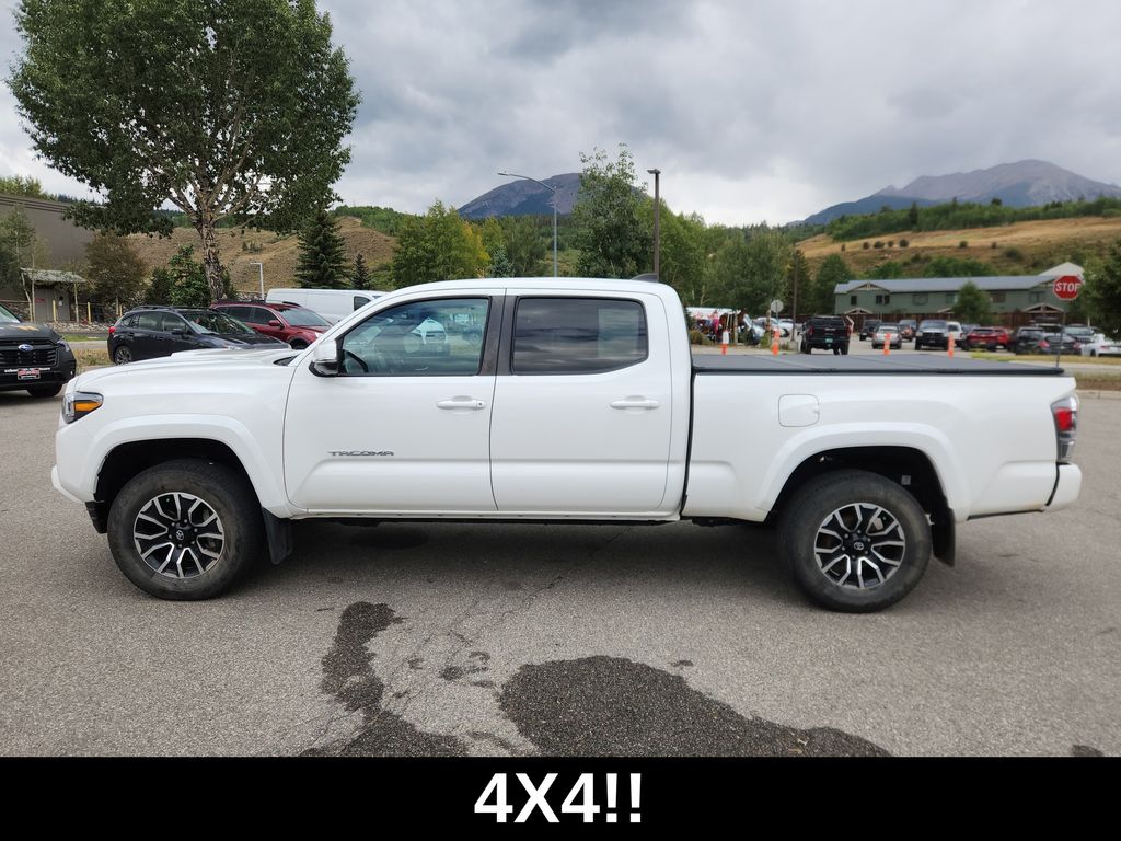 2023 Toyota Tacoma TRD Sport photo 2