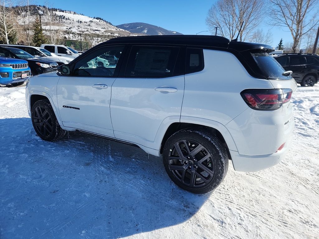 2025 Jeep Compass Limited photo 3